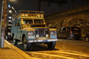 some nice picture of a landrover in berlin