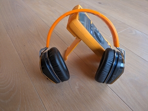 Front view of the finished headphones